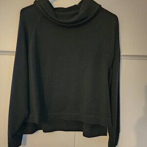 Old navy cowl neck sweat shirt